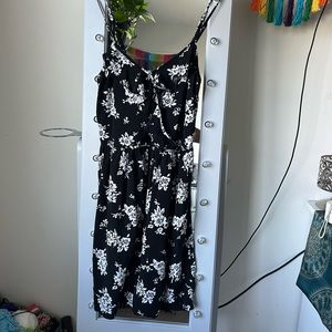 Cute black dress